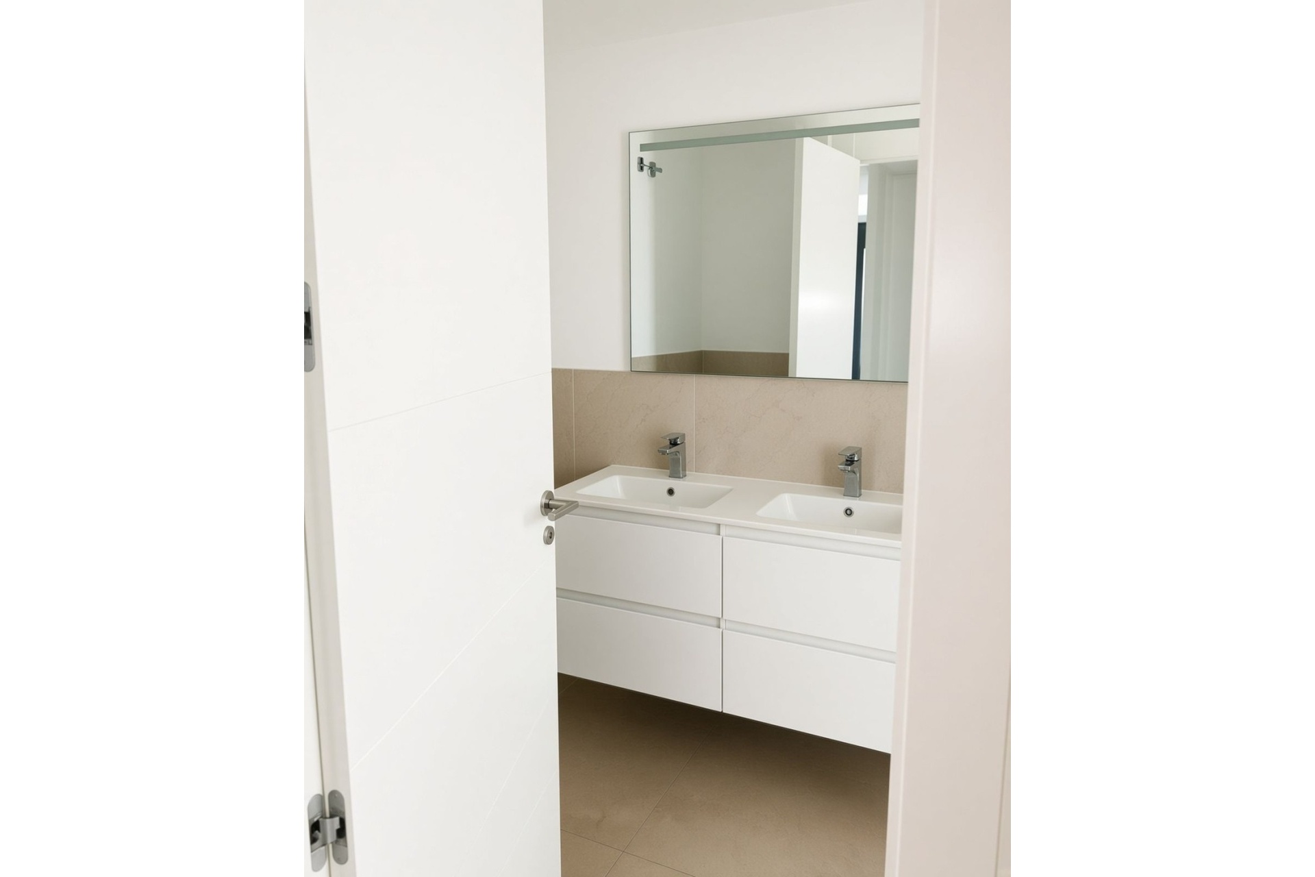 Resale - apartment - Estepona - Bel Air