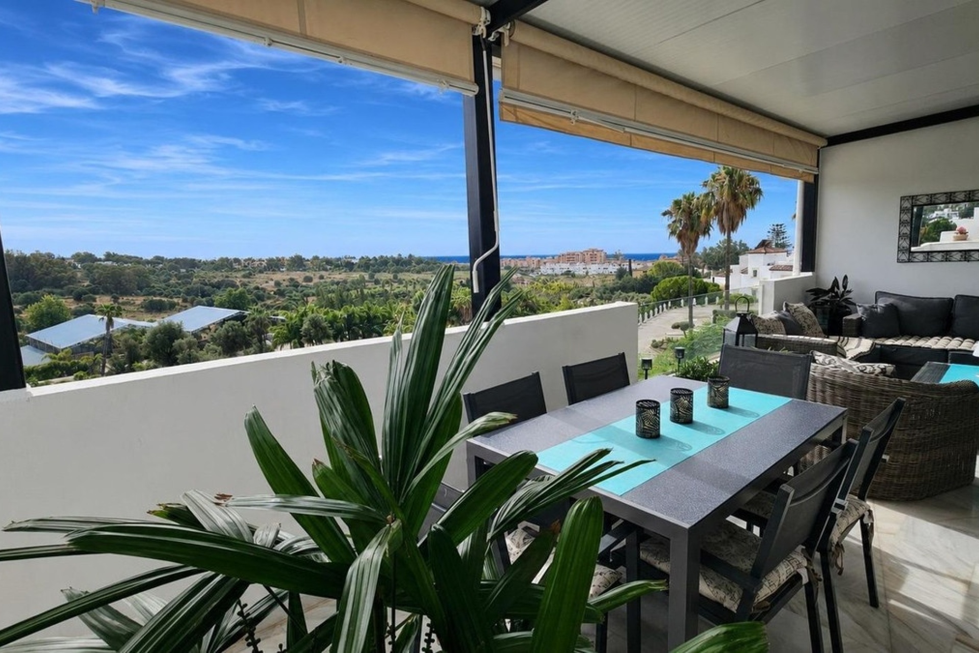 Resale - apartment - Estepona - Bel Air
