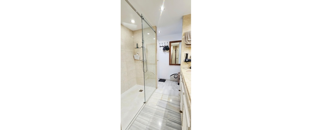 Resale - apartment - Estepona - Bel Air