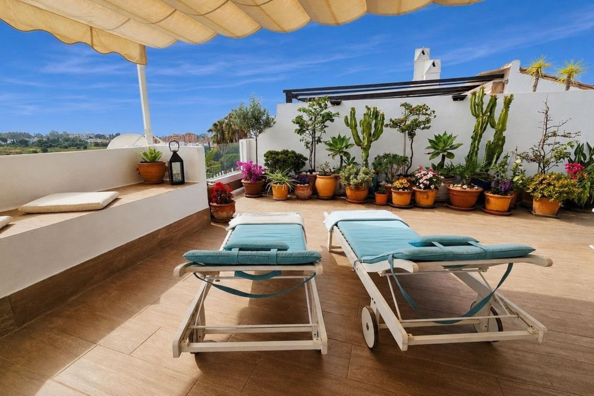 Resale - apartment - Estepona - Bel Air