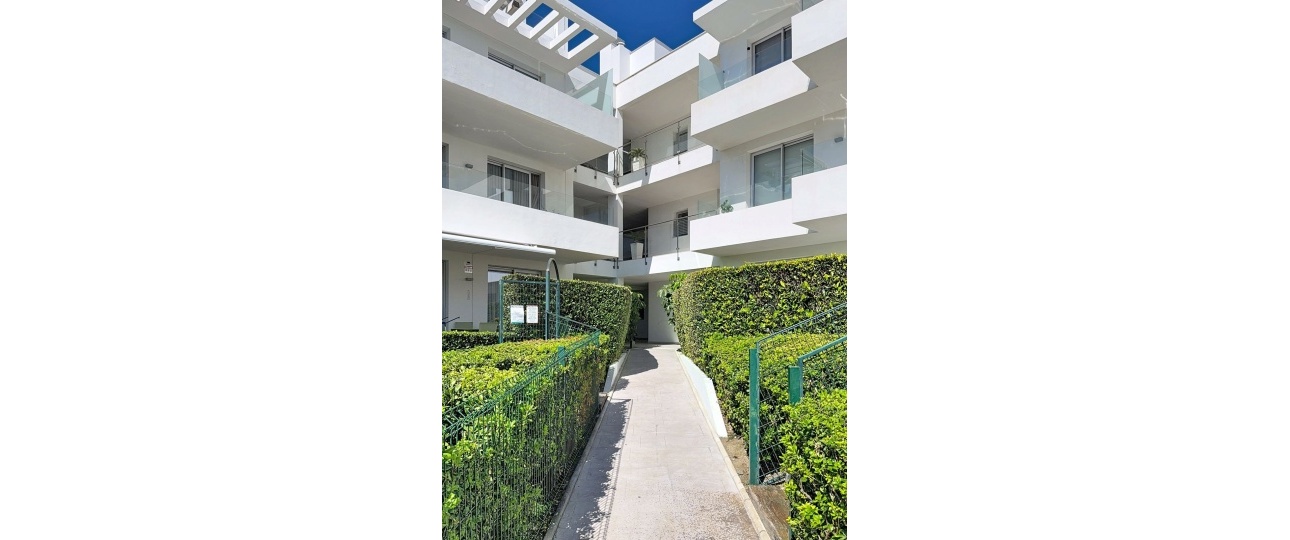 Resale - apartment - Estepona - Bel Air