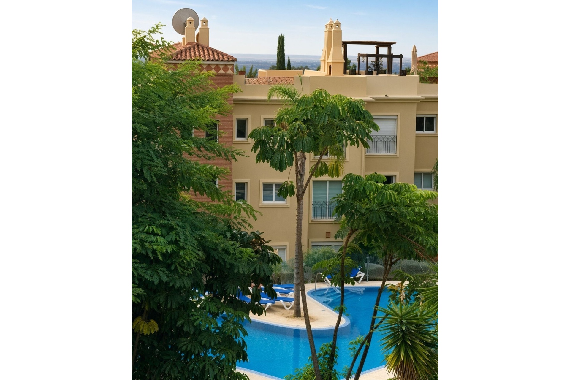 Resale - apartment - Estepona - Bel Air