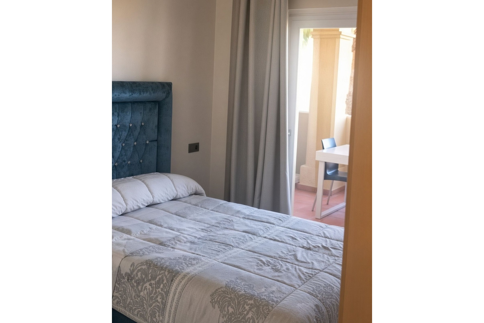 Resale - apartment - Estepona - Bel Air