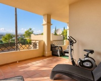 Resale - apartment - Estepona - Bel Air