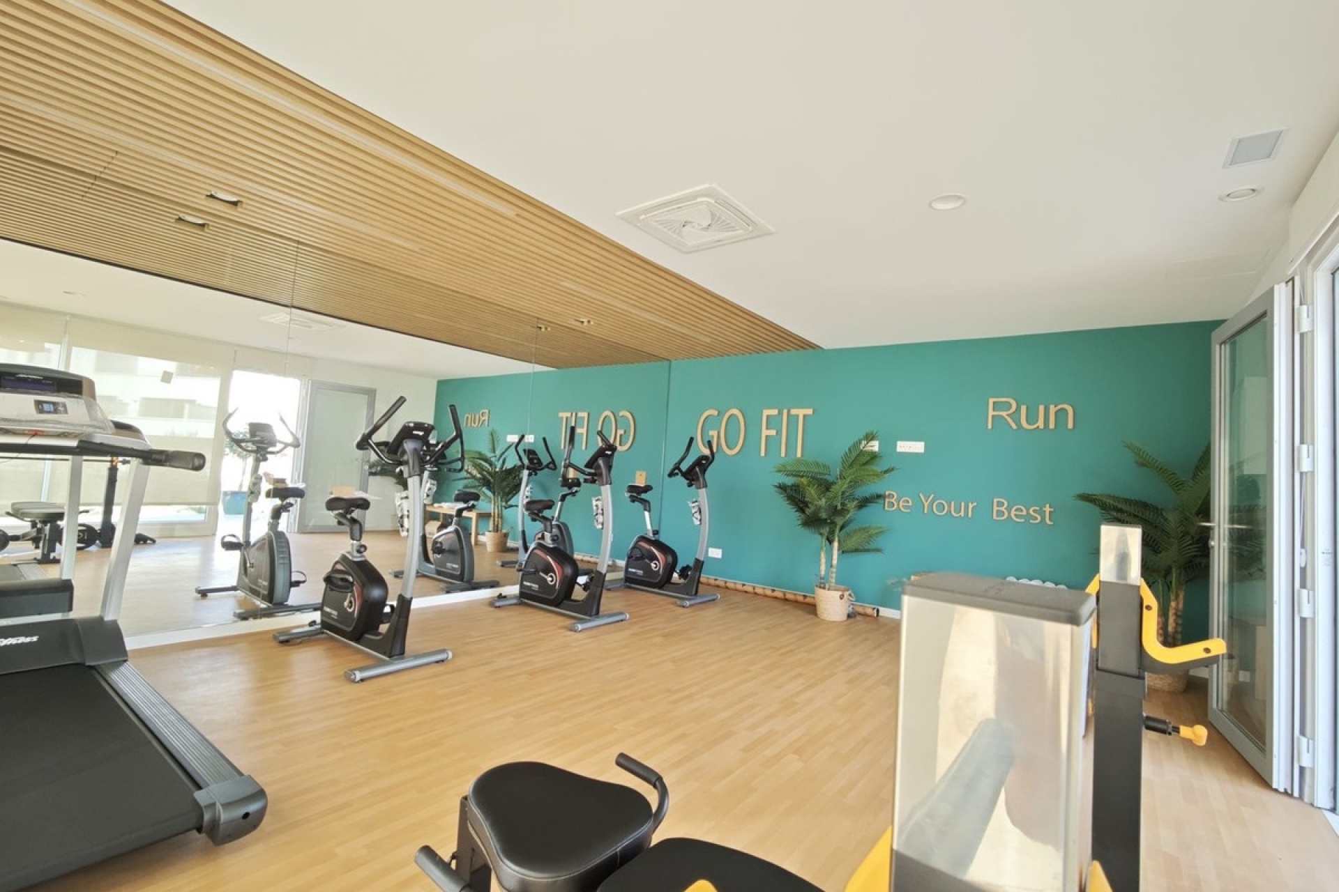Resale - apartment - Estepona - Bel Air
