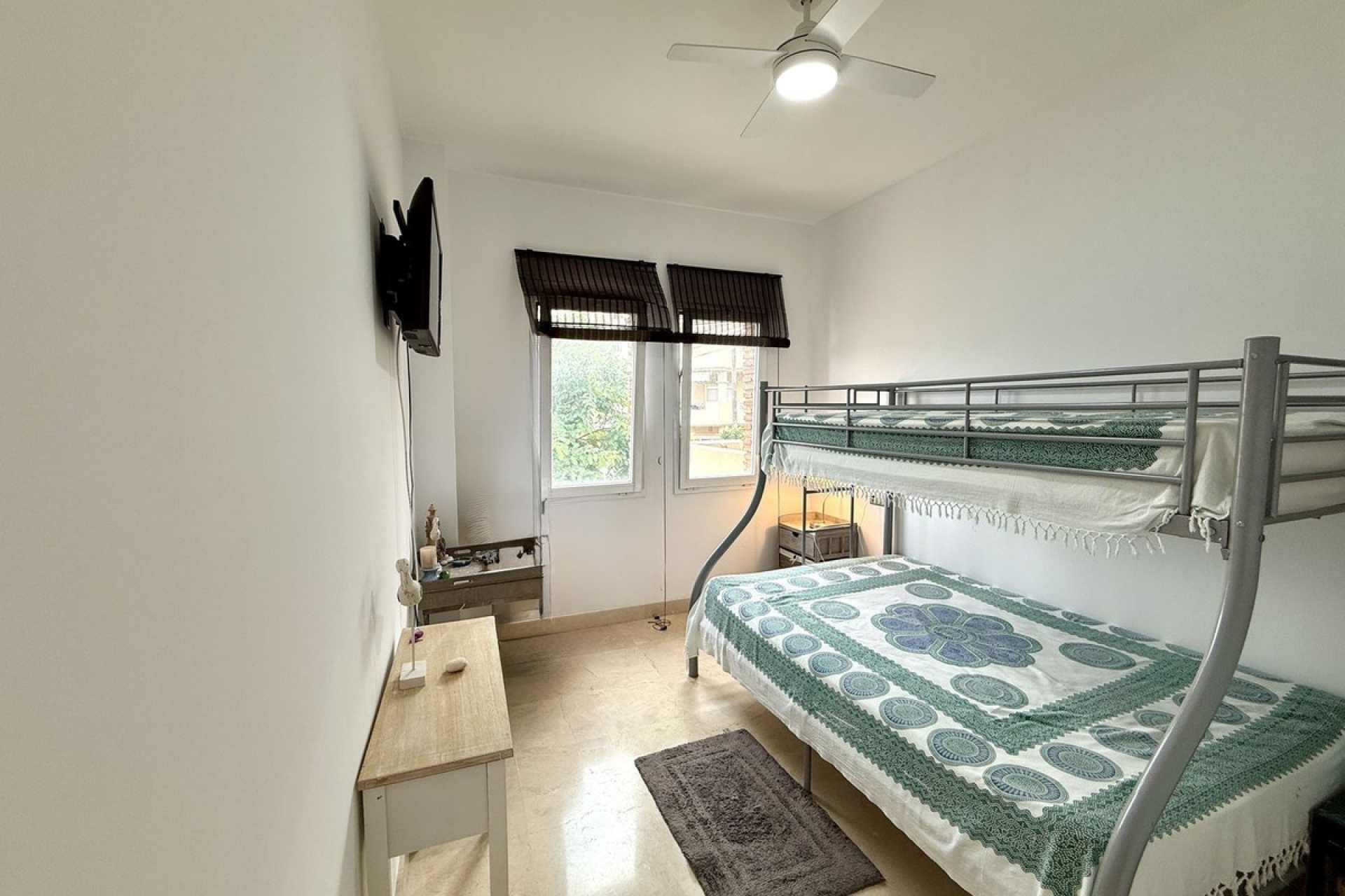 Resale - apartment - Estepona - Bel Air