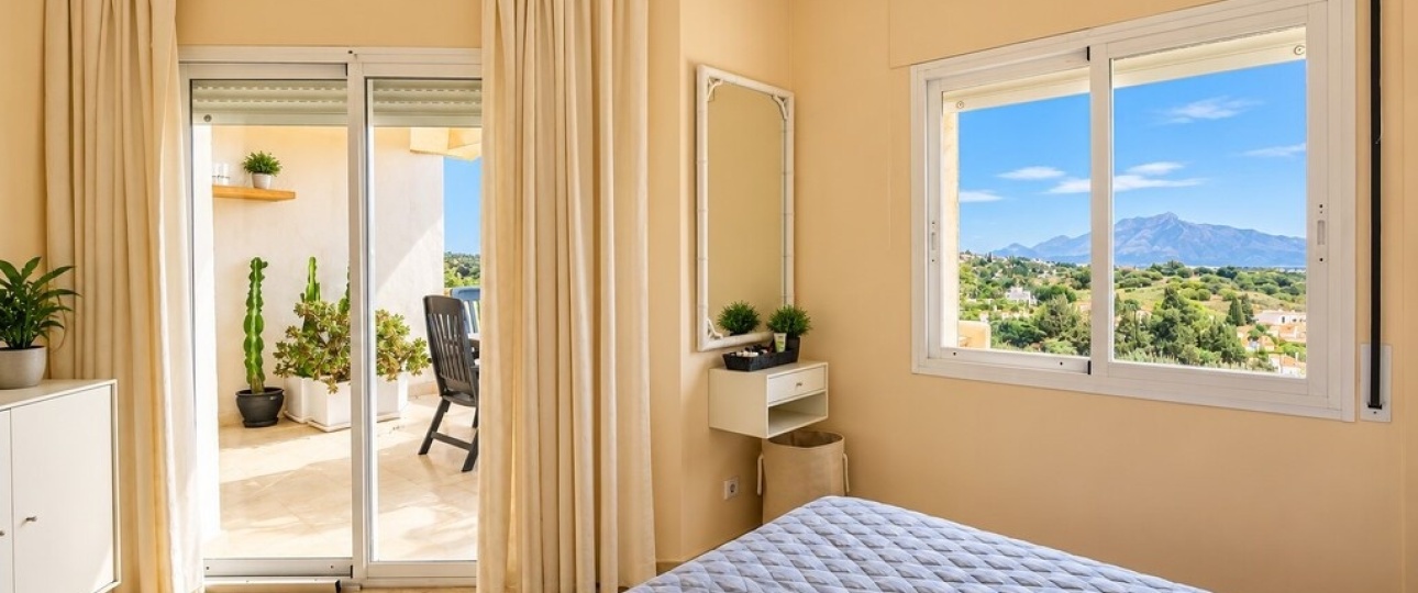 Resale - apartment - Estepona - Bel Air