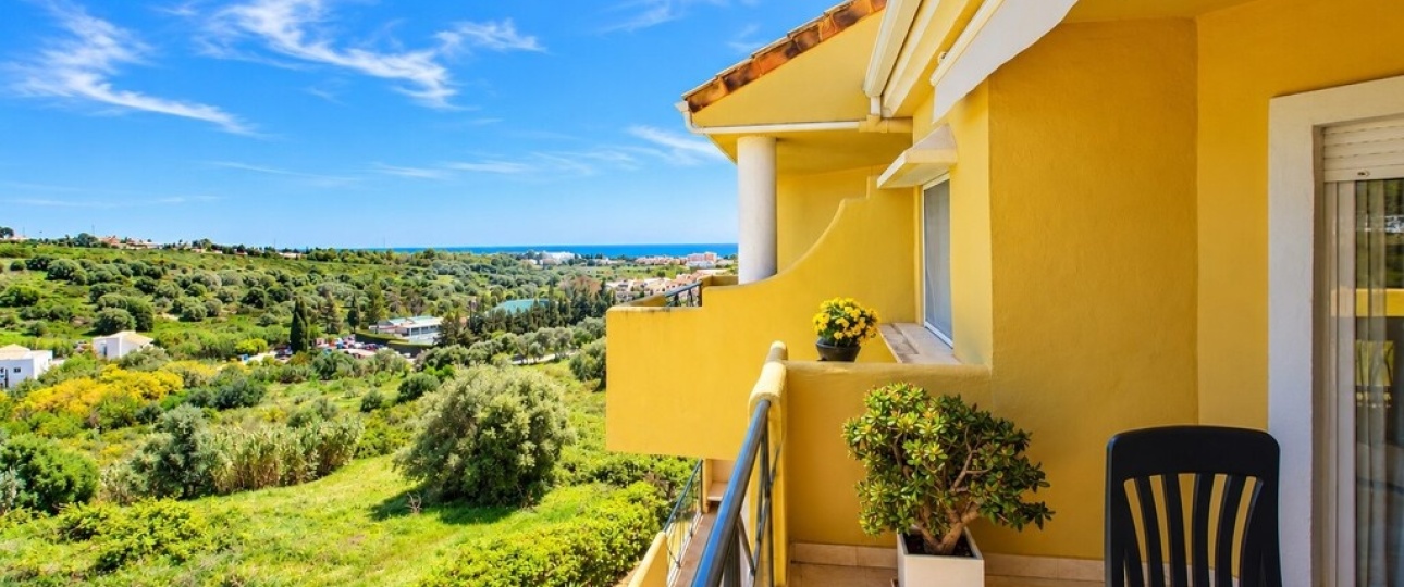 Resale - apartment - Estepona - Bel Air