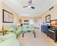 Resale - apartment - Estepona - Bel Air
