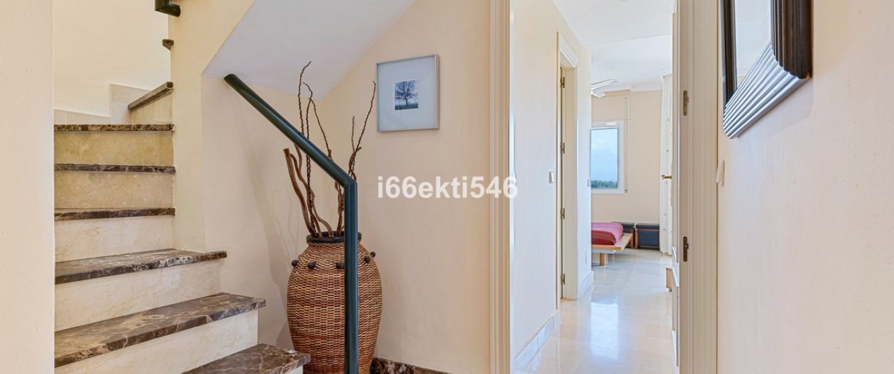 Resale - apartment - Estepona - Bel Air