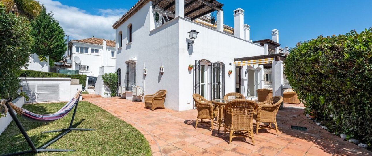 Resale - apartment - Estepona - Benamara
