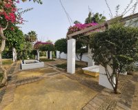 Resale - apartment - Estepona - Benamara