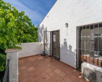 Resale - apartment - Estepona - Benamara