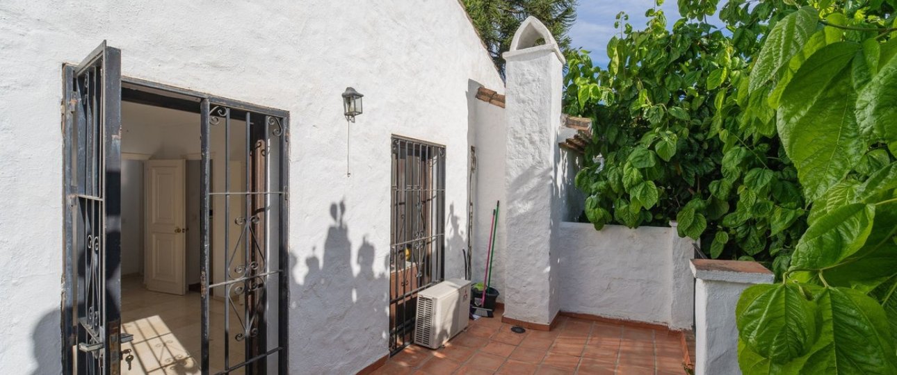 Resale - apartment - Estepona - Benamara