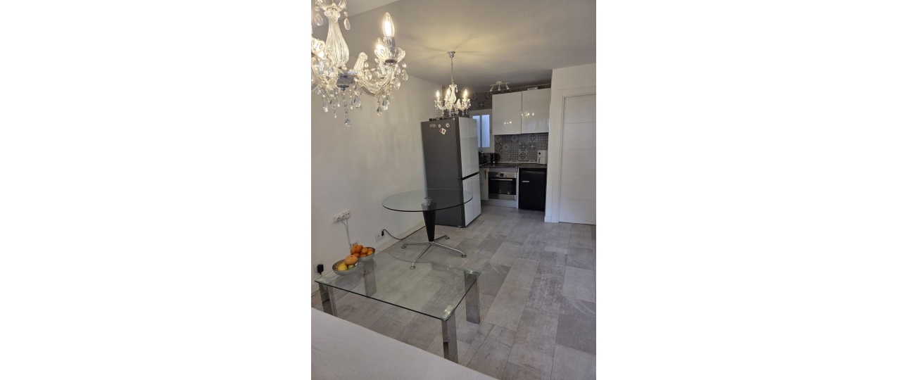 Resale - apartment - Estepona - Benamara