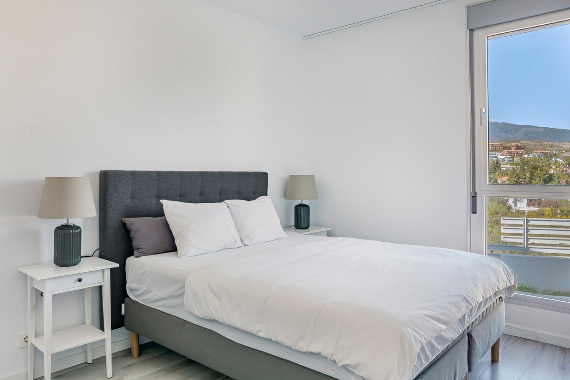 Resale - apartment - Estepona - Cancelada