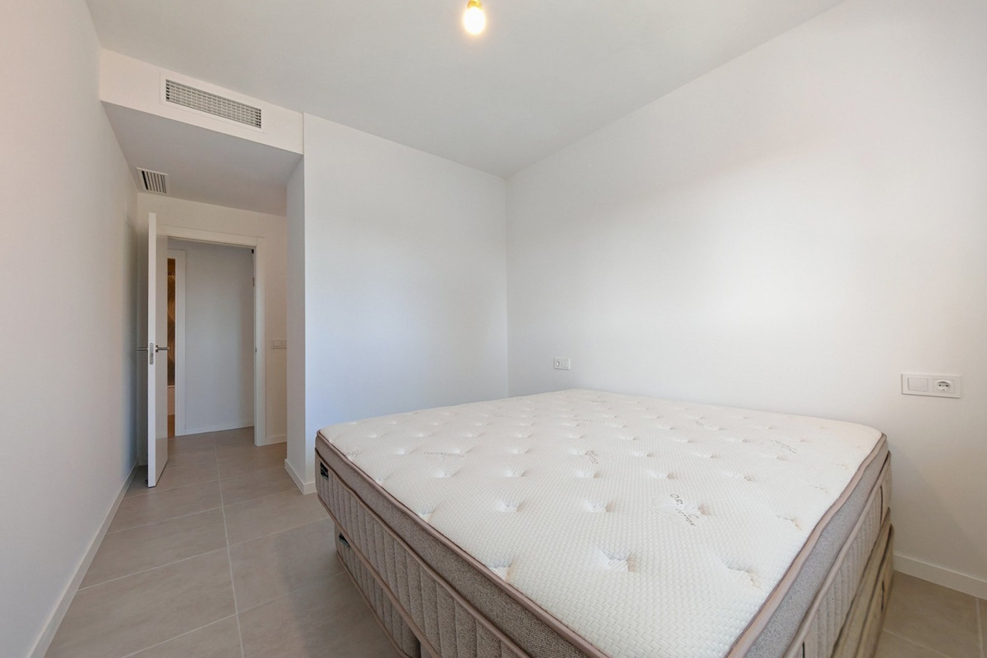 Resale - apartment - Estepona - Cancelada