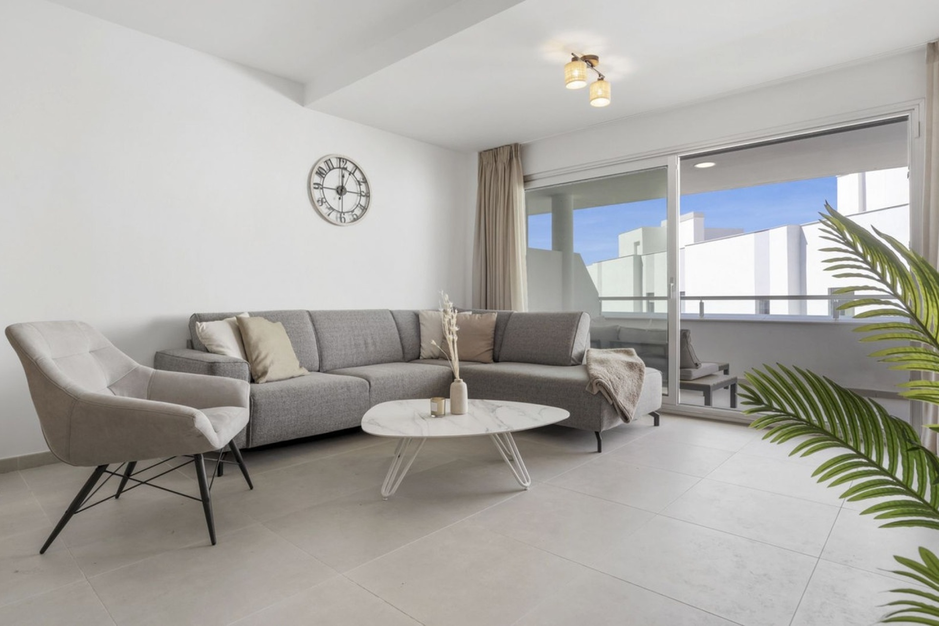 Resale - apartment - Estepona - Cancelada