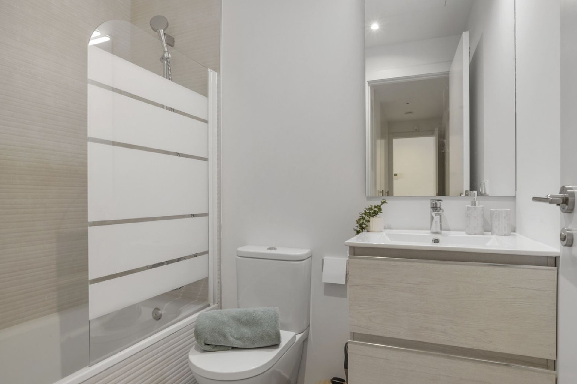 Resale - apartment - Estepona - Cancelada