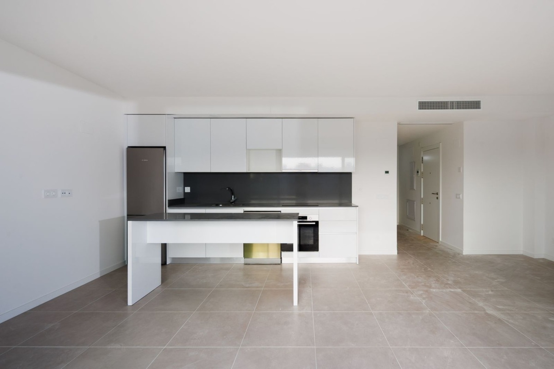 Resale - apartment - Estepona - Cancelada