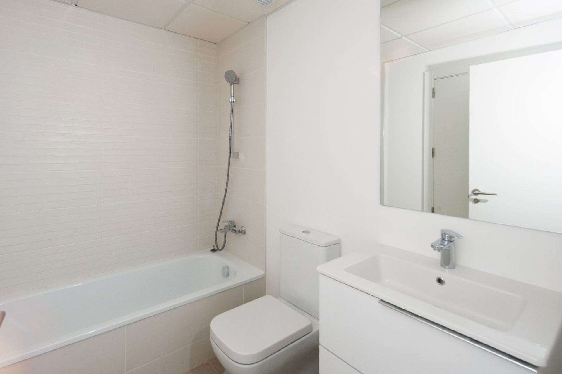 Resale - apartment - Estepona - Cancelada