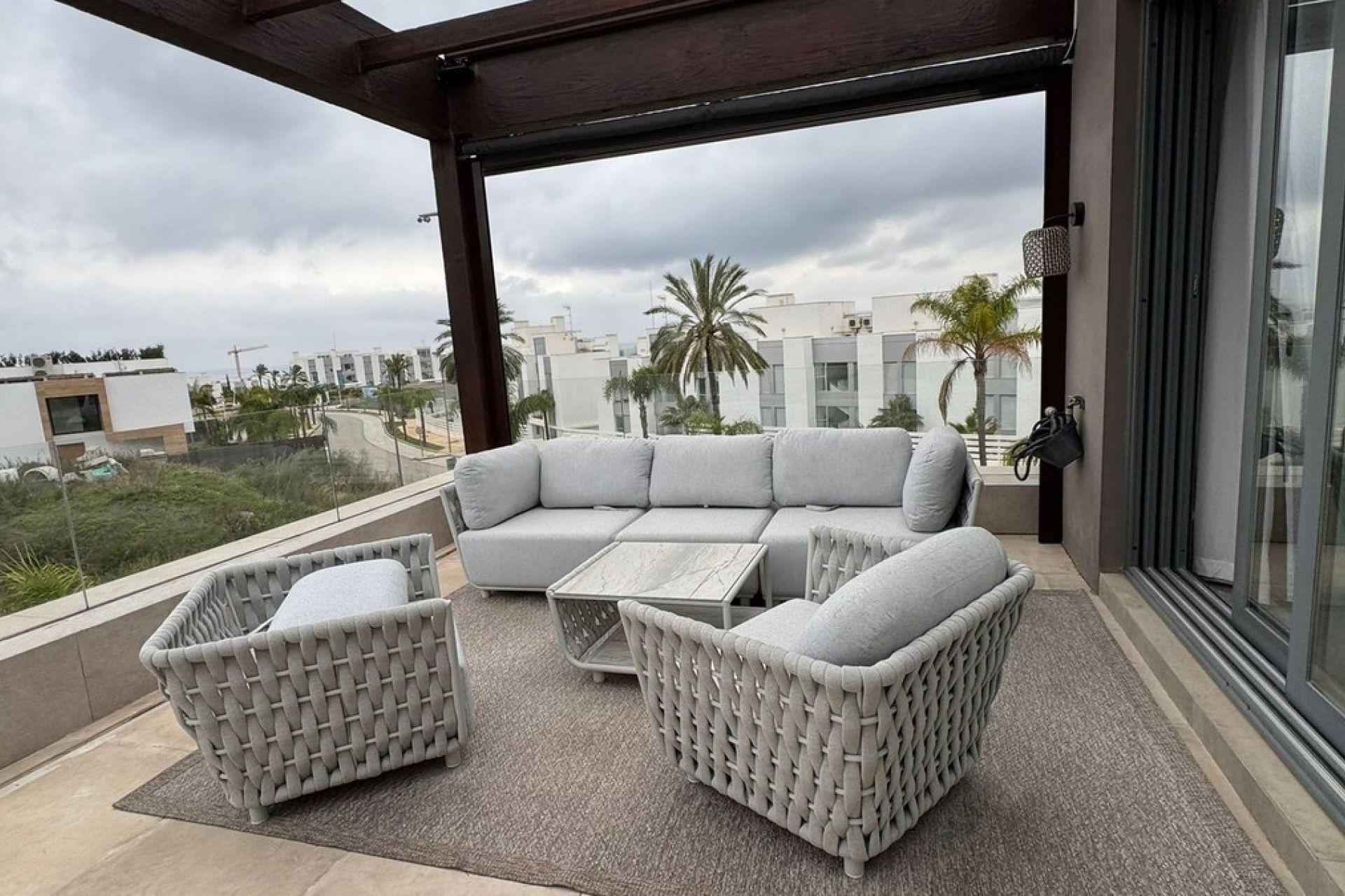 Resale - apartment - Estepona - Cancelada