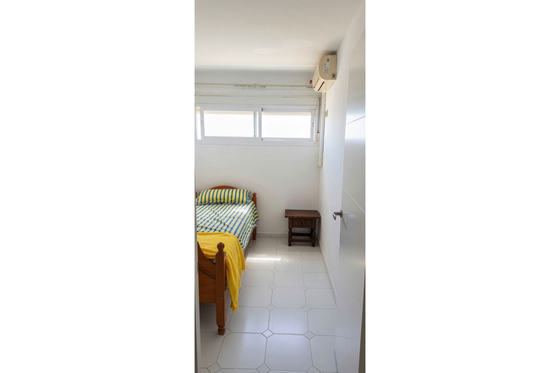 Resale - apartment - Estepona - Cancelada