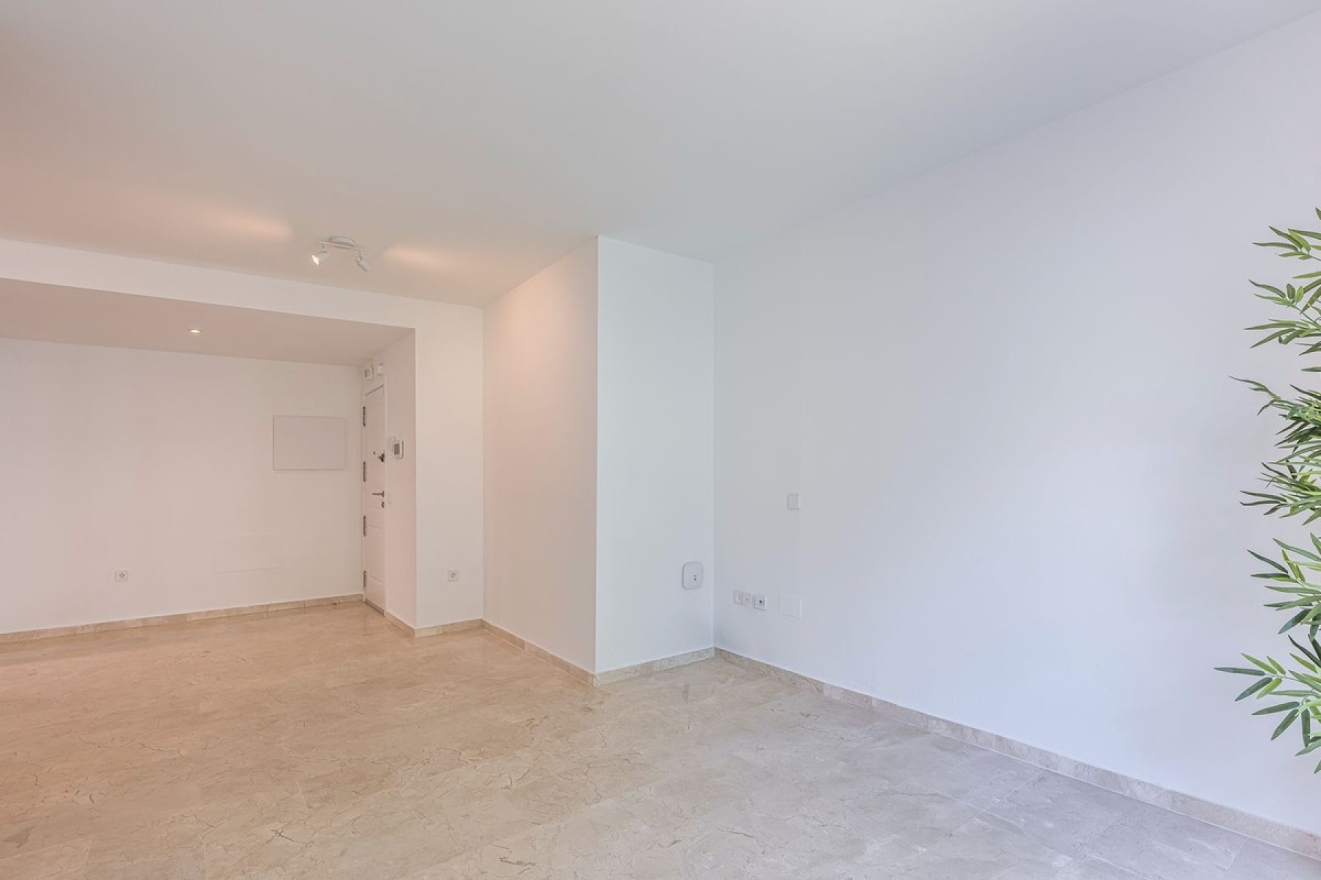 Resale - apartment - Estepona - Cancelada
