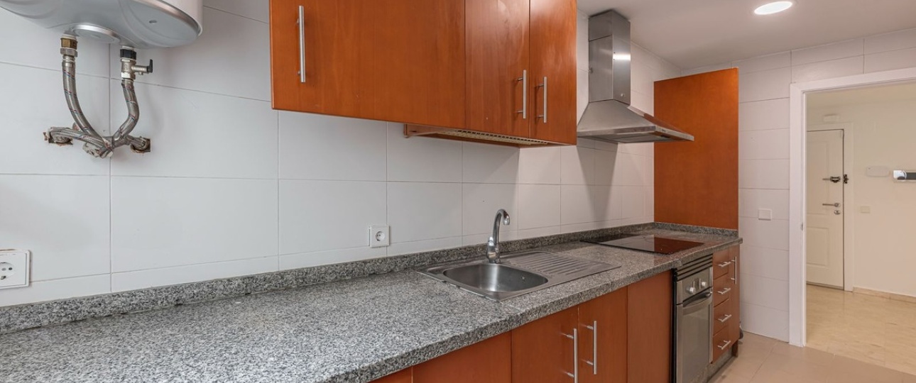 Resale - apartment - Estepona - Cancelada