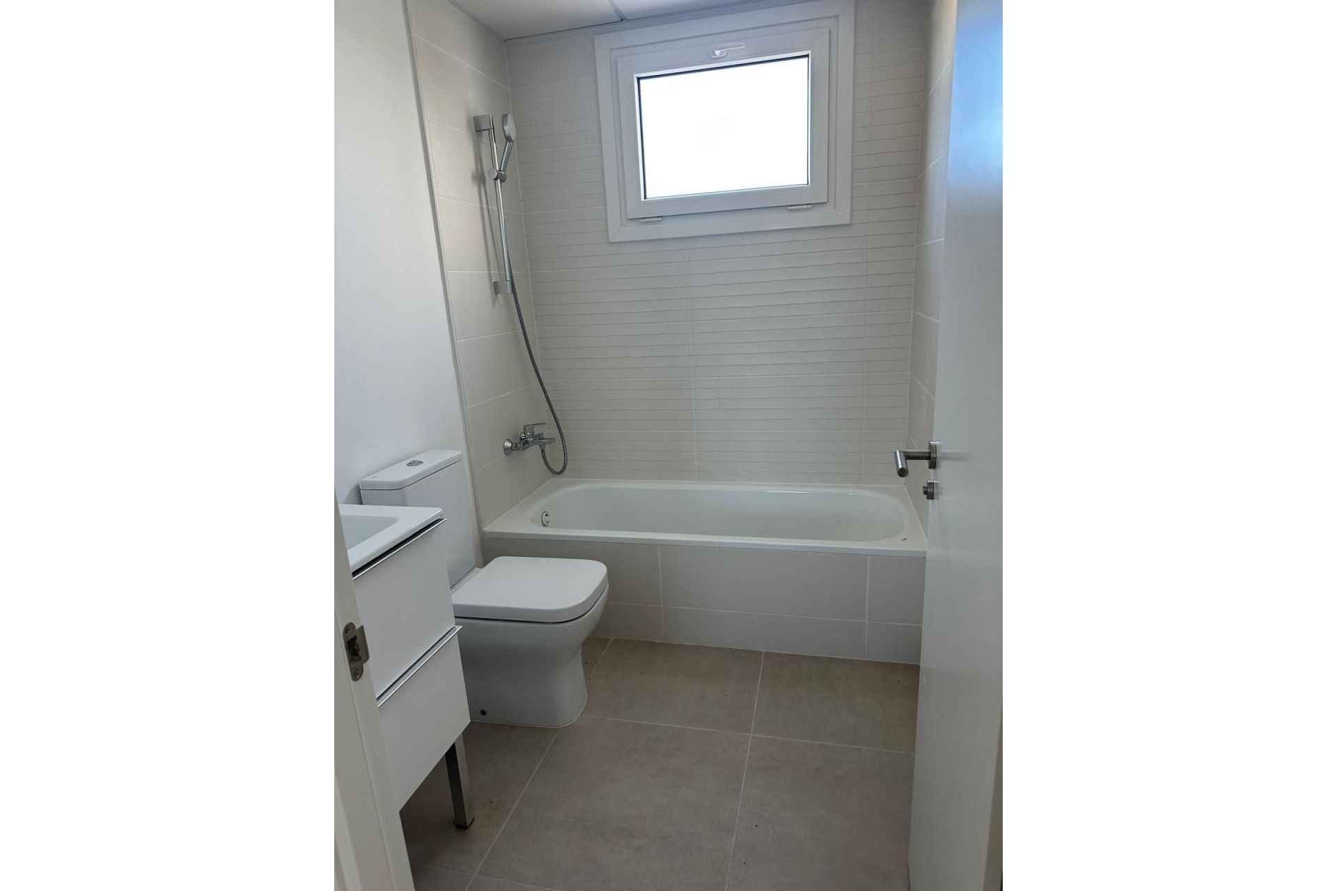 Resale - apartment - Estepona - Cancelada