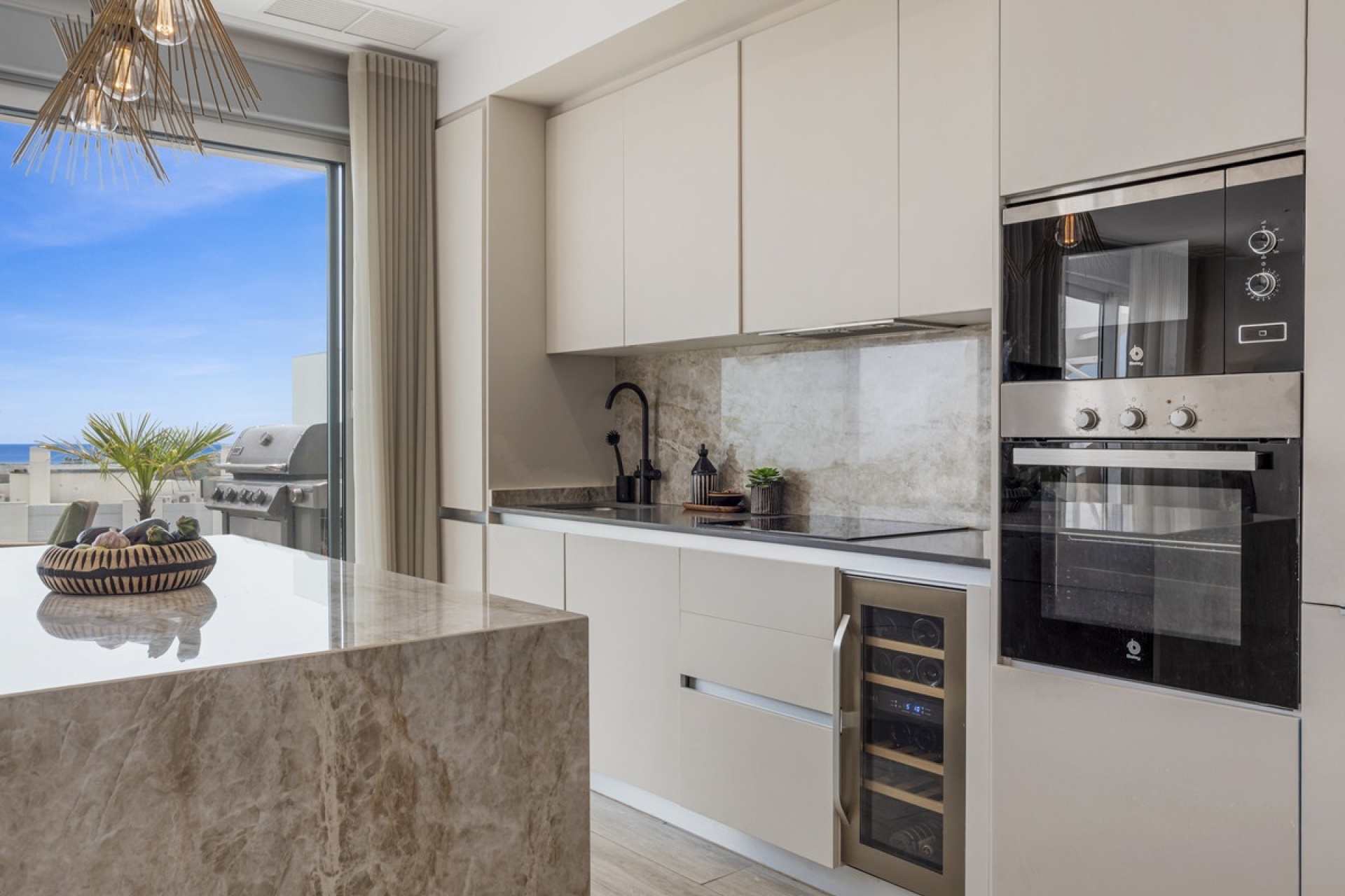 Resale - apartment - Estepona - Cancelada