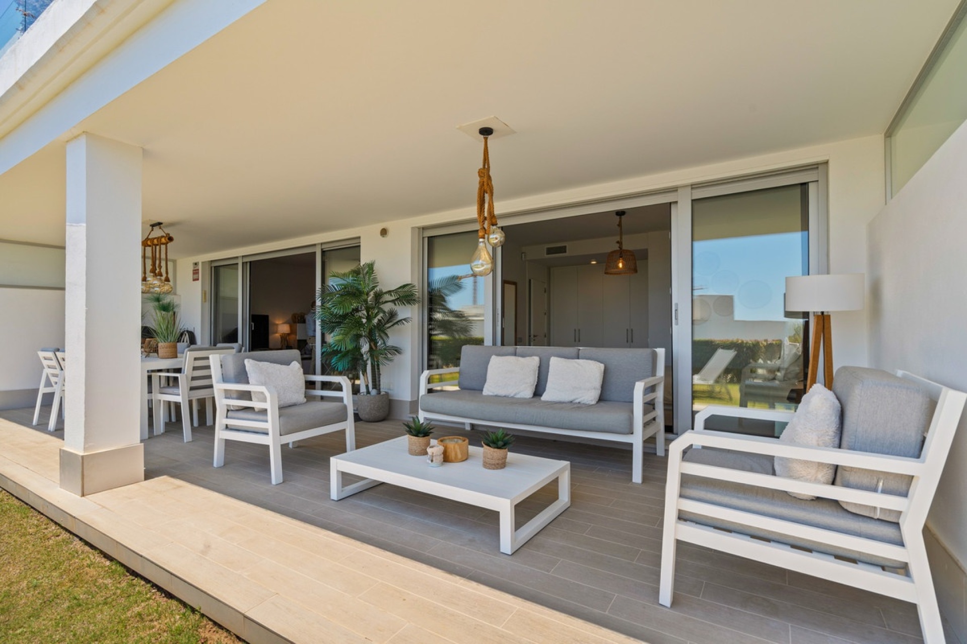 Resale - apartment - Estepona - Cancelada