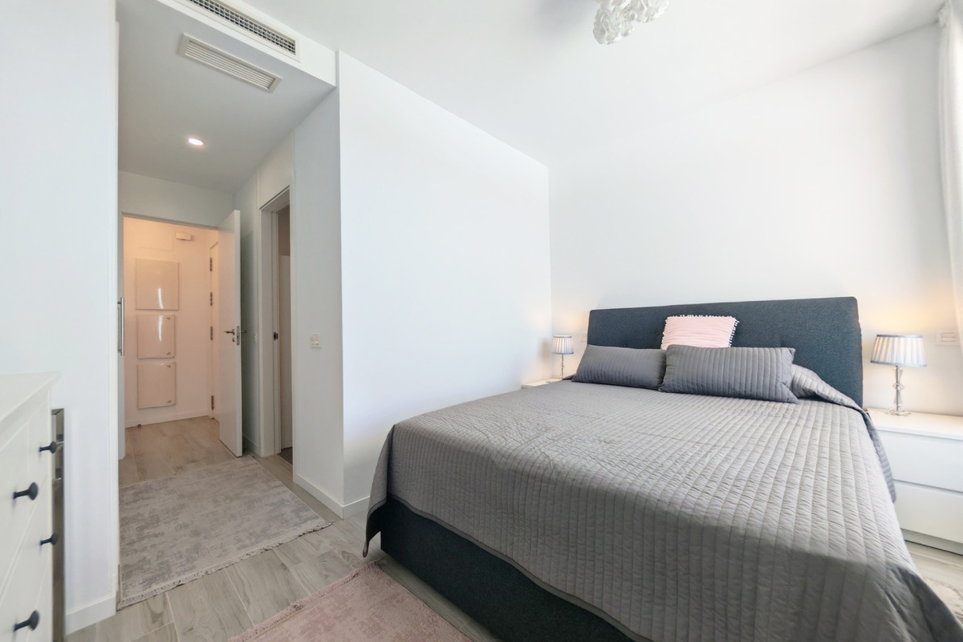 Resale - apartment - Estepona - Cancelada