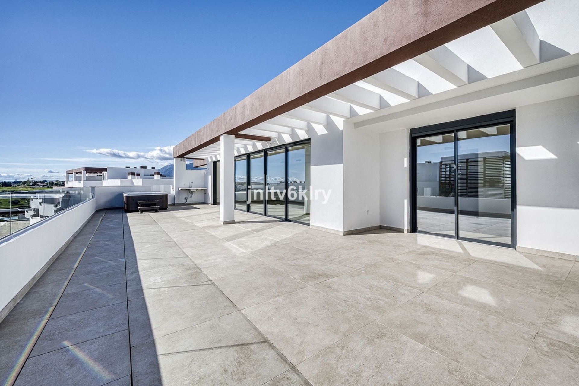 Resale - apartment - Estepona - Cancelada