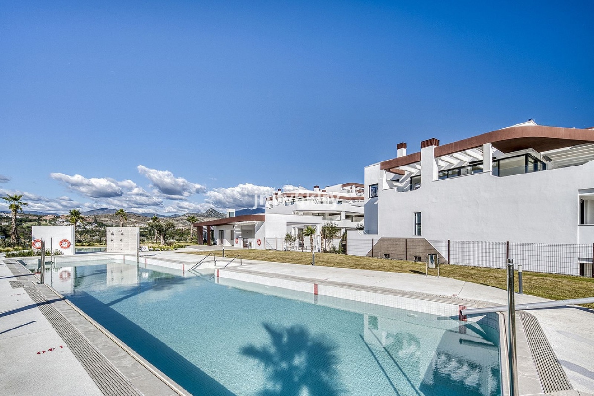 Resale - apartment - Estepona - Cancelada