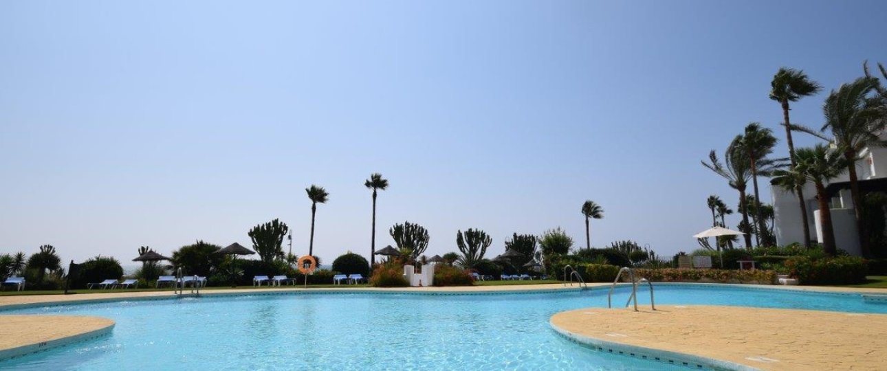 Resale - apartment - Estepona - Costalita