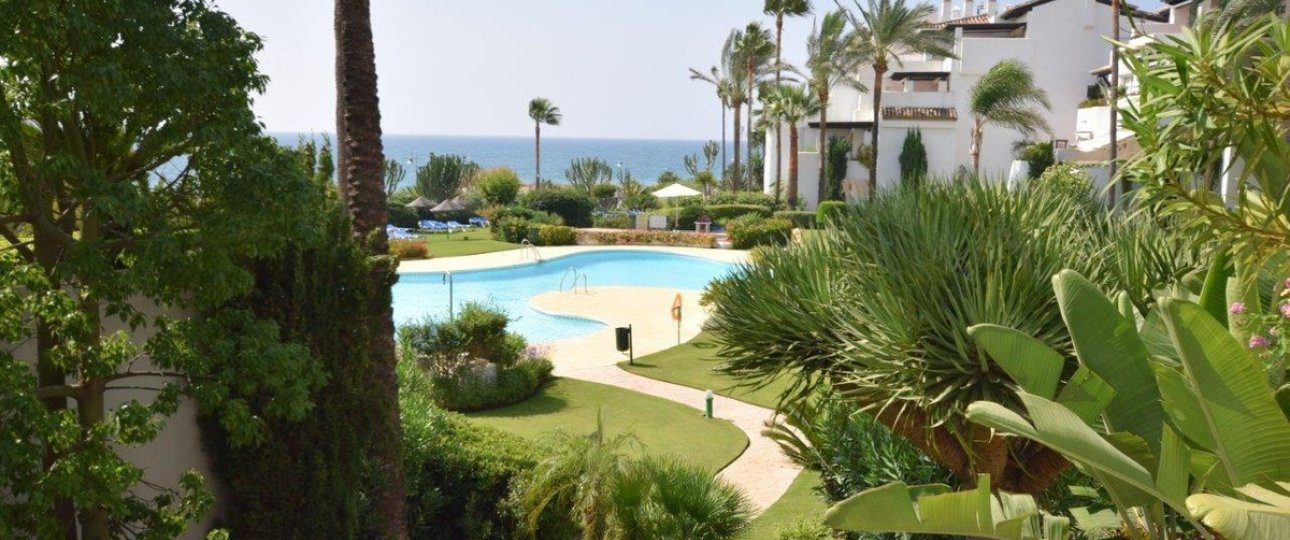 Resale - apartment - Estepona - Costalita