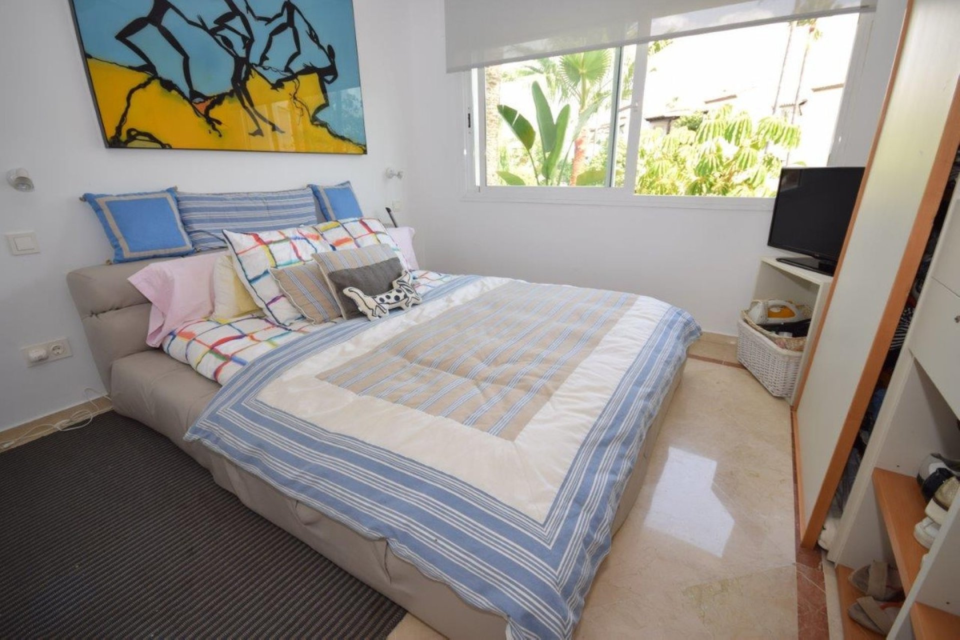 Resale - apartment - Estepona - Costalita