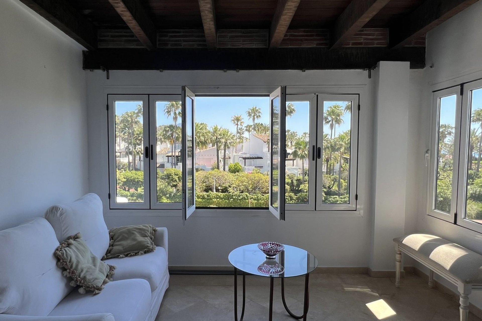 Resale - apartment - Estepona - Costalita