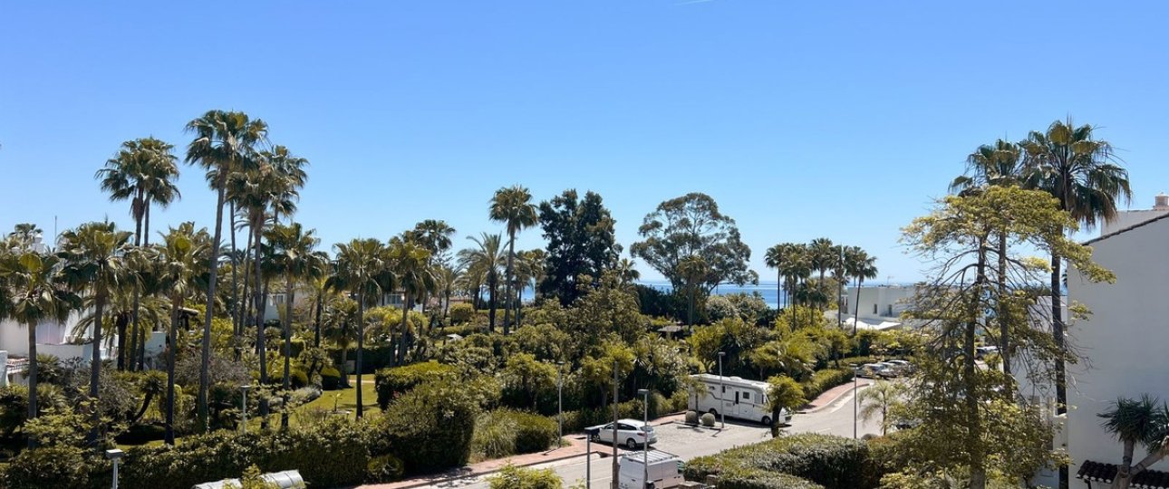 Resale - apartment - Estepona - Costalita