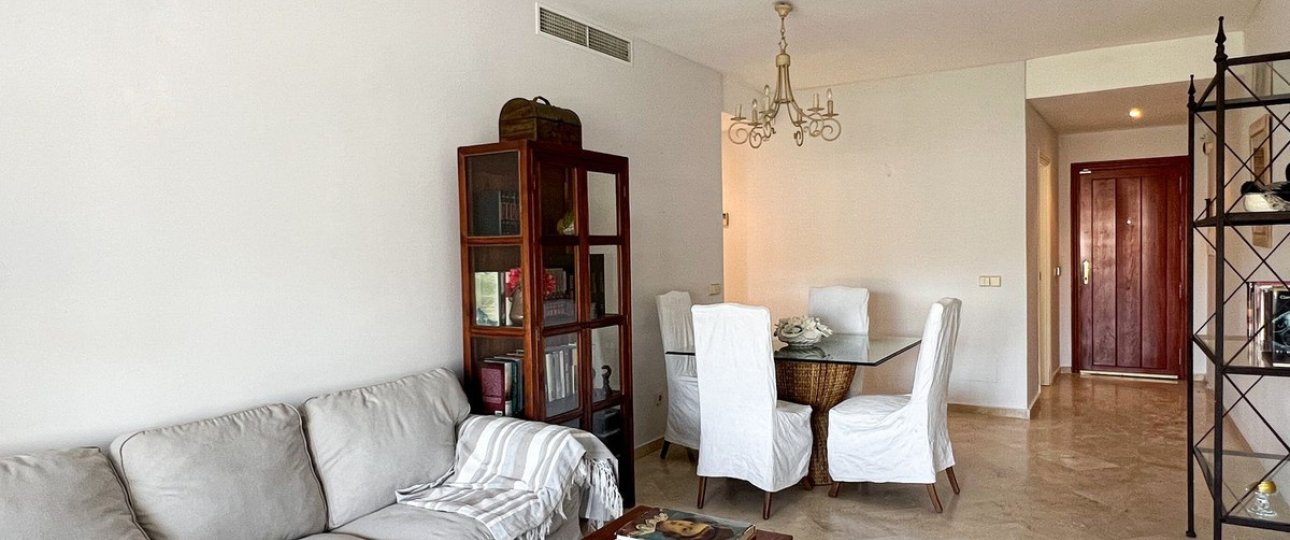 Resale - apartment - Estepona - Costalita
