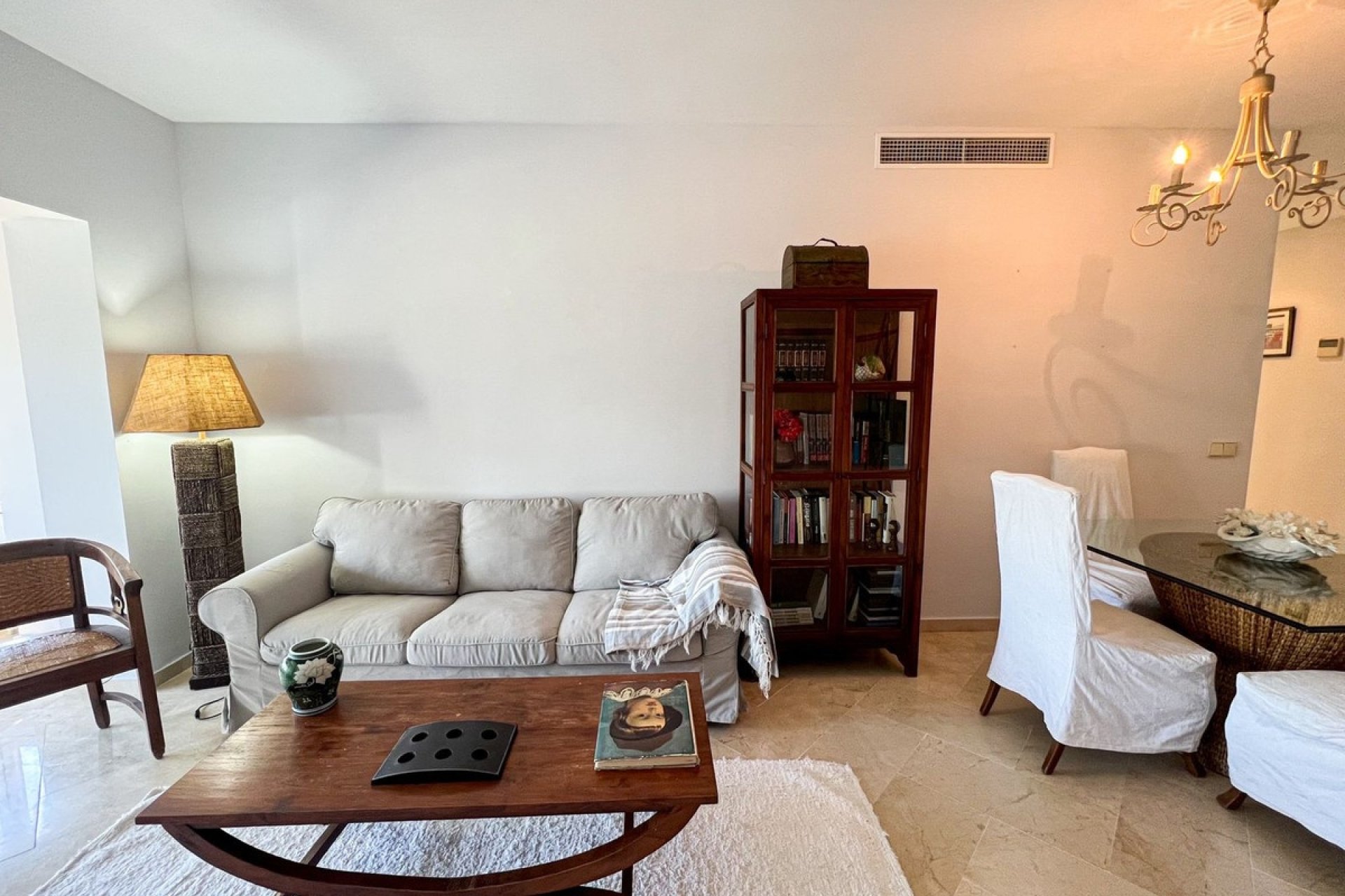 Resale - apartment - Estepona - Costalita