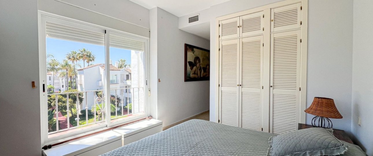 Resale - apartment - Estepona - Costalita