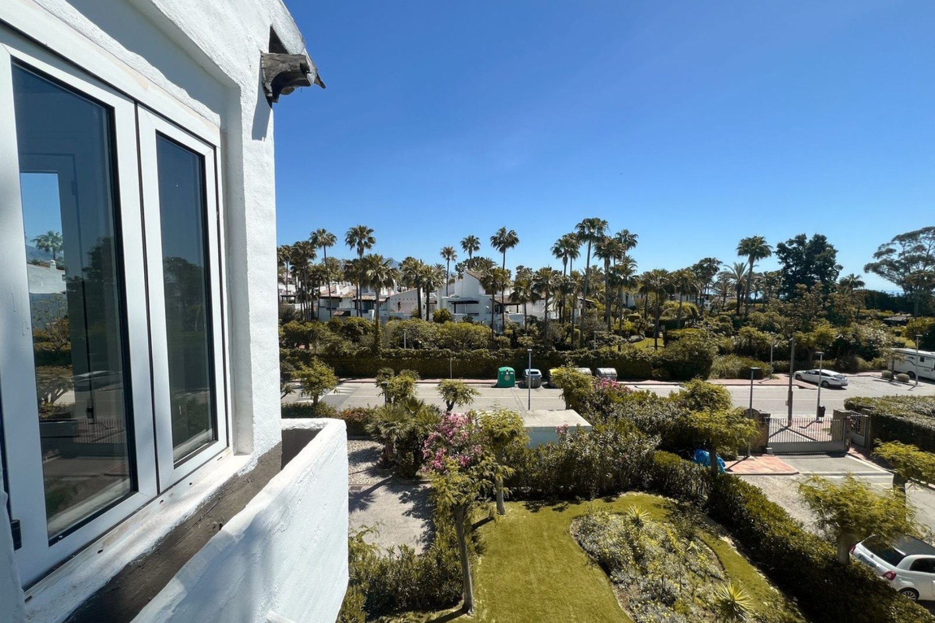 Resale - apartment - Estepona - Costalita