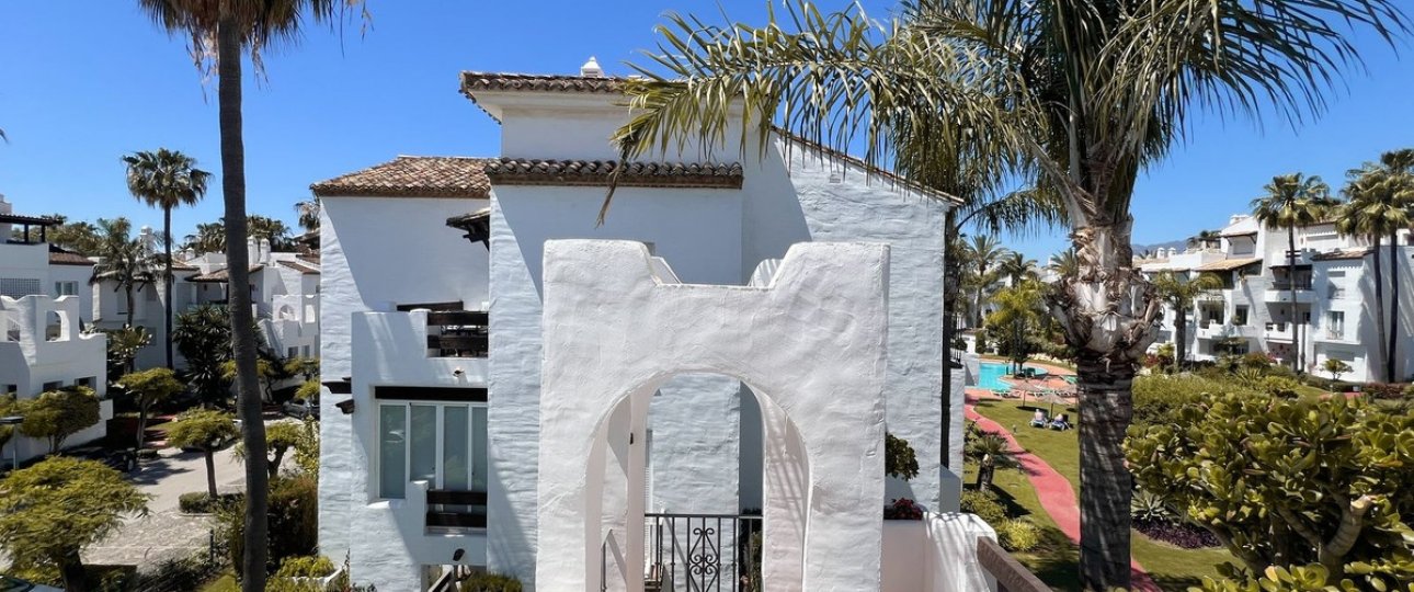 Resale - apartment - Estepona - Costalita