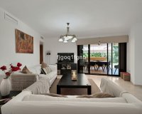 Resale - apartment - Estepona - Costalita