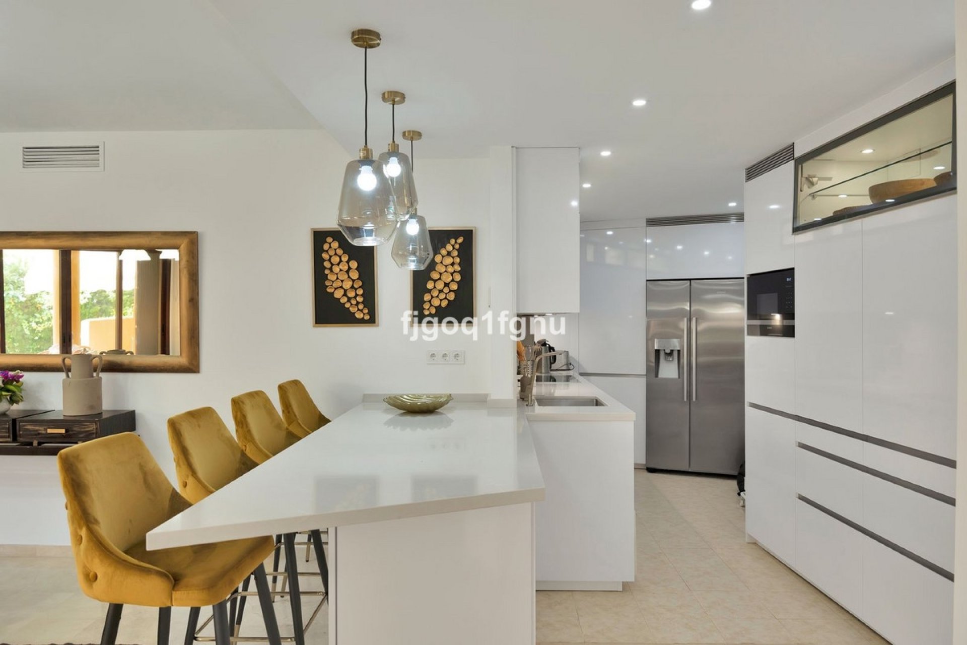 Resale - apartment - Estepona - Costalita