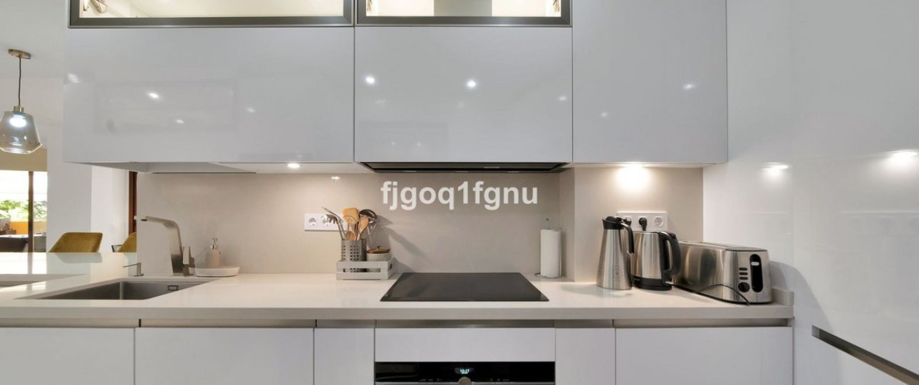 Resale - apartment - Estepona - Costalita