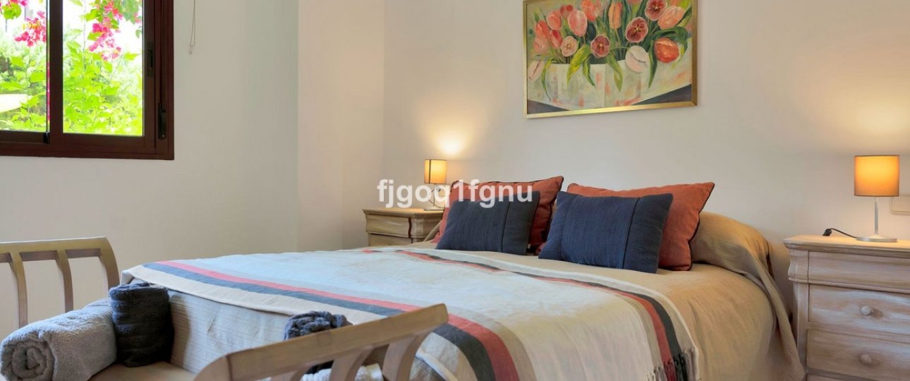 Resale - apartment - Estepona - Costalita