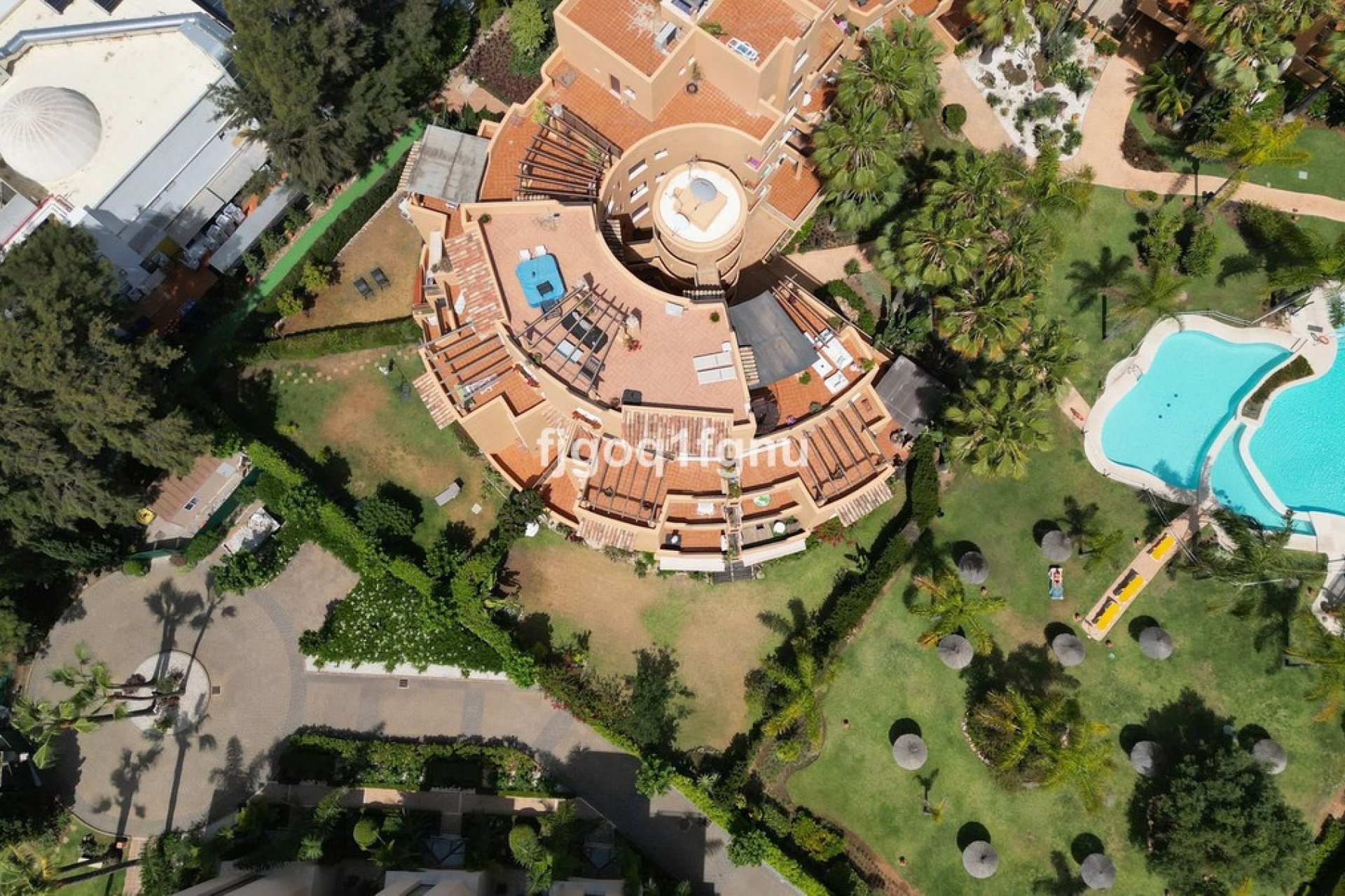 Resale - apartment - Estepona - Costalita